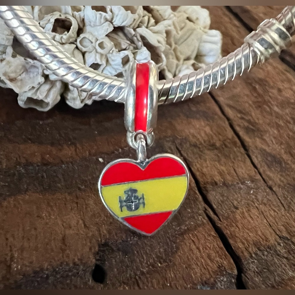 Authentic Pandora Spain Exclusive Charm Dangle Bead Travel Destination Flag Red